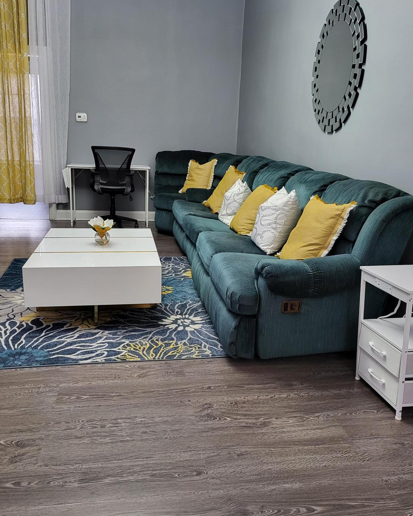 1 Bedroom In Columbus Osu District, Free Parking, Kitchen, Washer And Dryer, Central Location, Downtown, Hospital, Expocenter, Osu Stadium Zewnętrze zdjęcie
