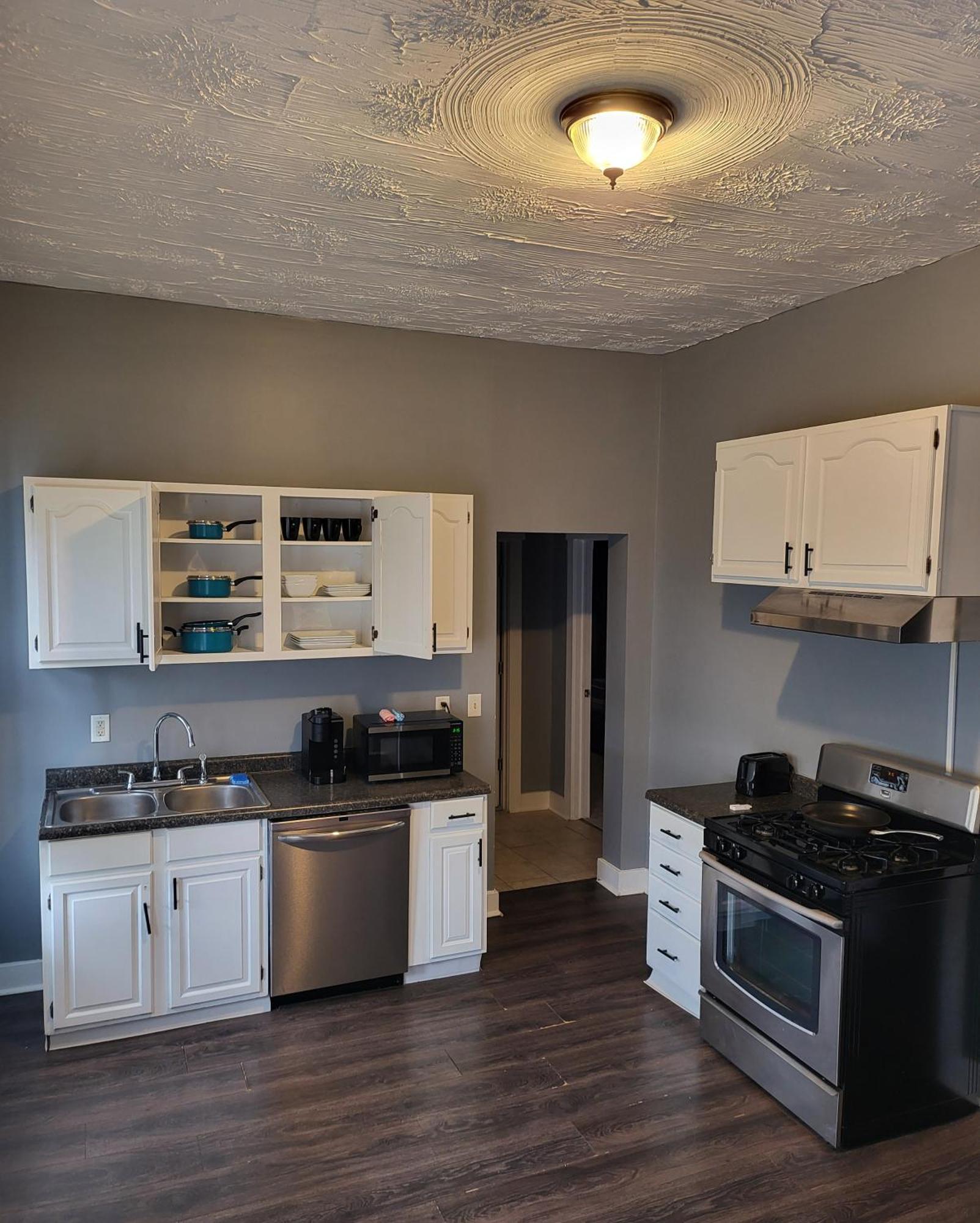 1 Bedroom In Columbus Osu District, Free Parking, Kitchen, Washer And Dryer, Central Location, Downtown, Hospital, Expocenter, Osu Stadium Zewnętrze zdjęcie